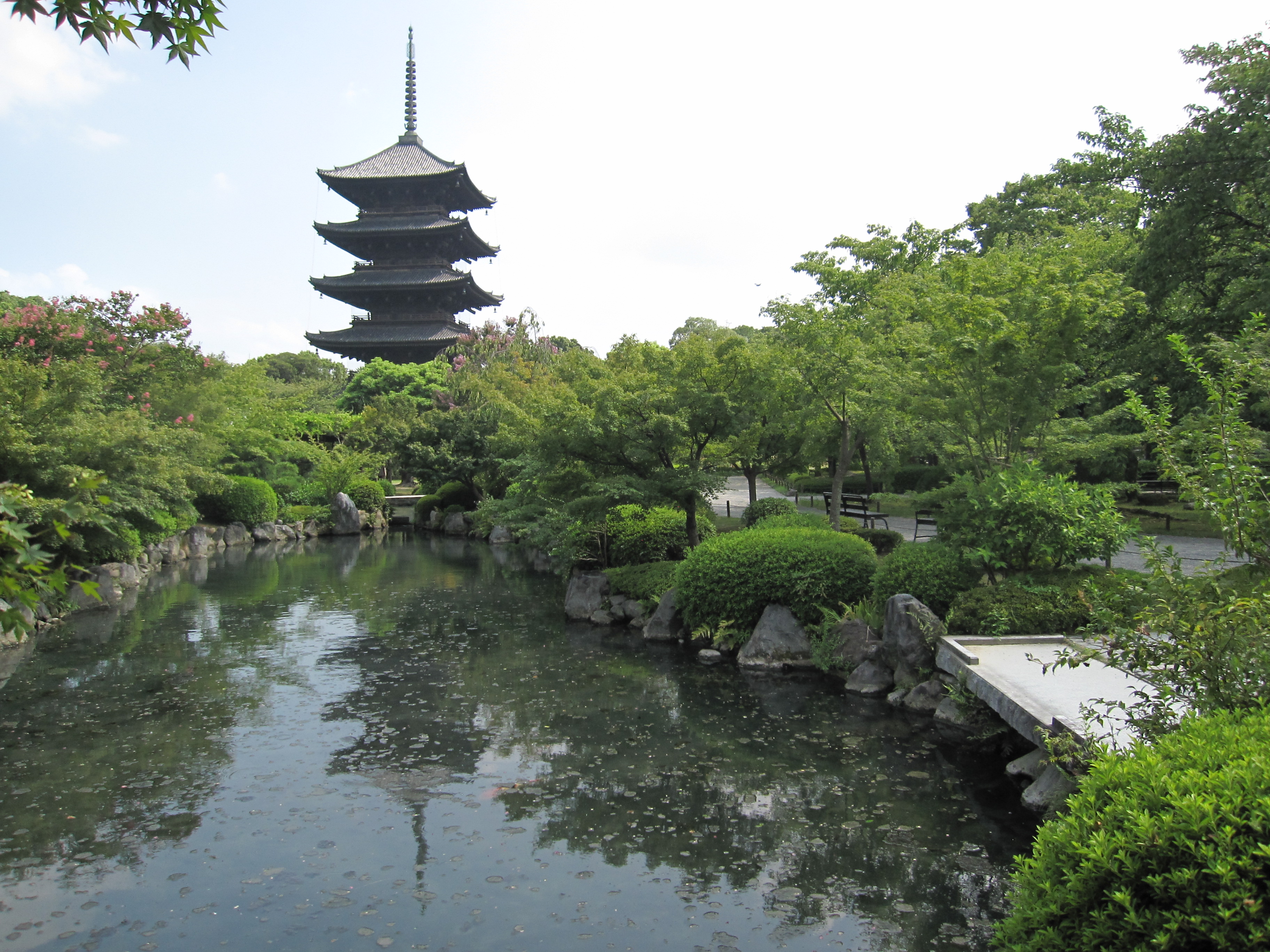 東寺庭園の画像