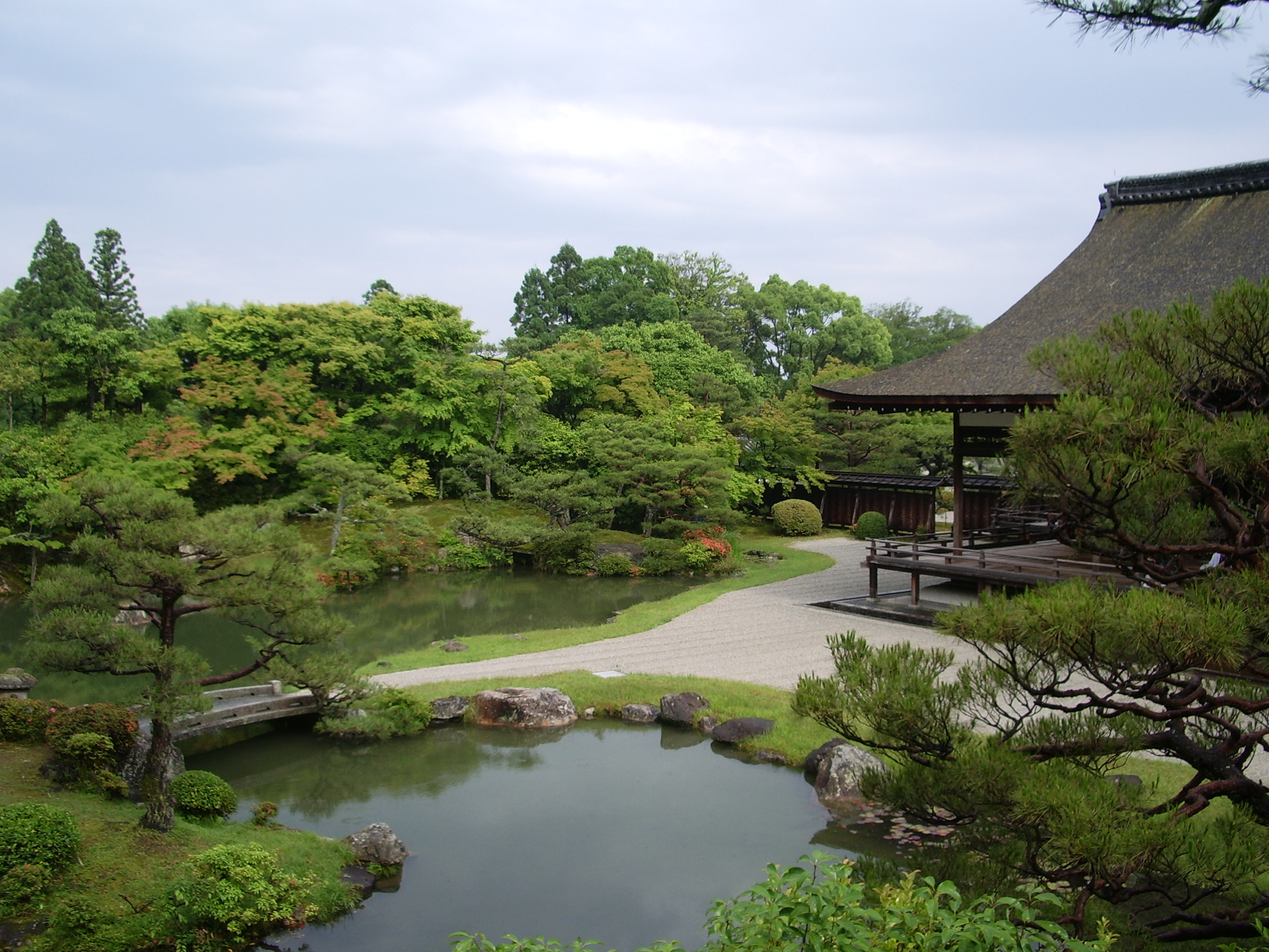 仁和寺庭園の画像
